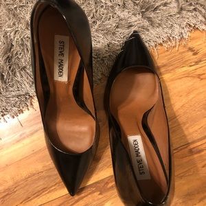 Black Steve Madden Pumps